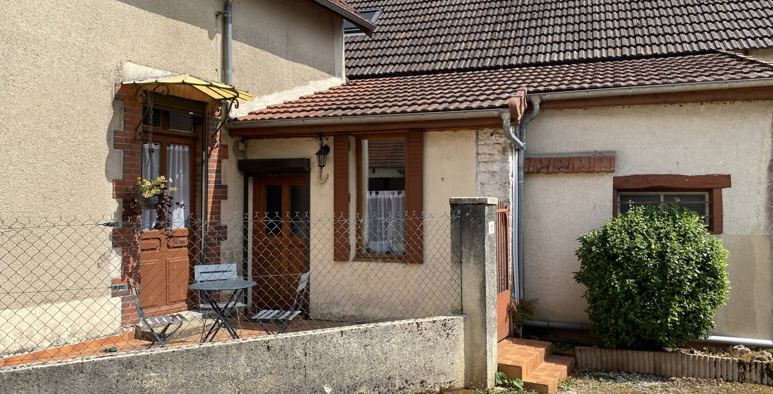 Maison de plain-pied - 1 chambre - jardin à vendre CHATEL GERARD (89) — photo 1