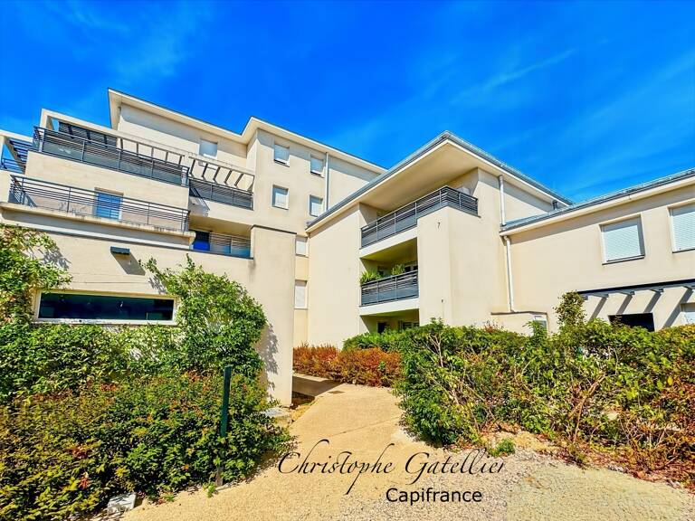 Appartement 4 pièces – 3 chambres - jardin - Cave - parking X2 — photo 1