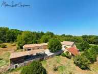 Aux portes de Périgueux – Authentique longère en pierre du XIXᵉ siècle 210 M²- T7 – DPE B – Terrain clos de 1,14 hectare-dépendance 130 M²-garages-SARLIAC-SUR-L'ISLE — photo 3