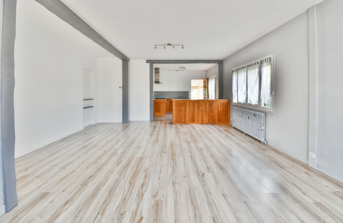 Maison à vendre 5 pièces LUSSANT (17) — photo 5