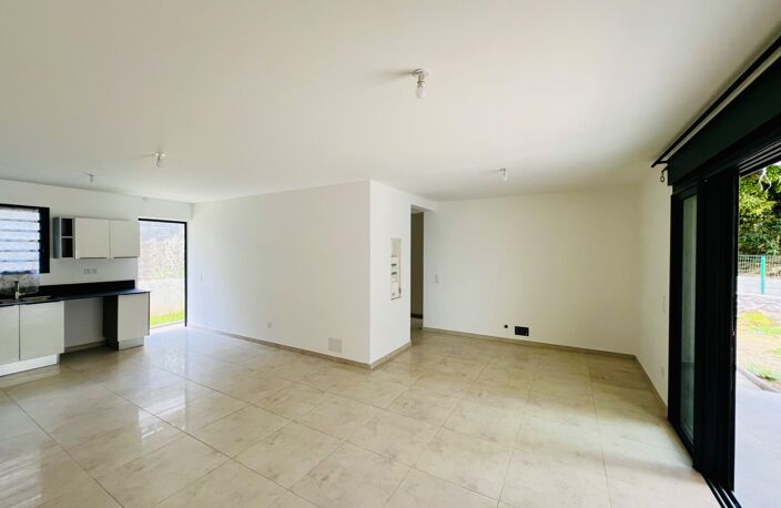 Maison à vendre T3 de plain-pied BERNICA (974) — photo 2