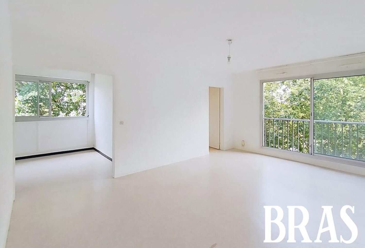 APPARTEMENT T3 + CAVE + PARKING — photo 1