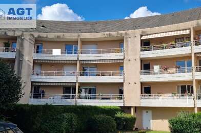 Appartement 3 pièces 830 €