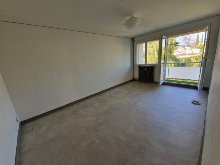 T2 - 50m² - Balcon et garage - CHAUFFAGE INCLUS — photo 1