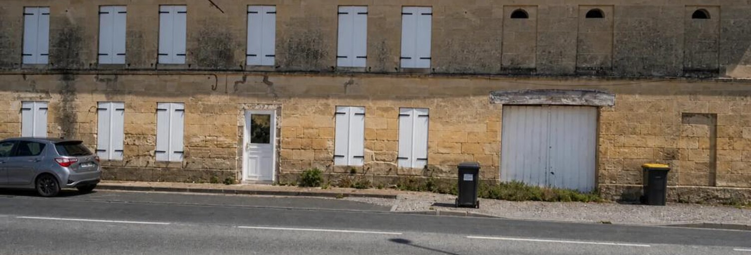 Maison 9 Pièces 218 m² à vendre à Sainte-Terre (33350)