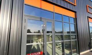 Local industriel  106 m² à louer à Le Teich (33470)