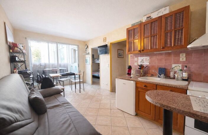 Appartement T2 À Vendre, résidence avec piscine — photo 5