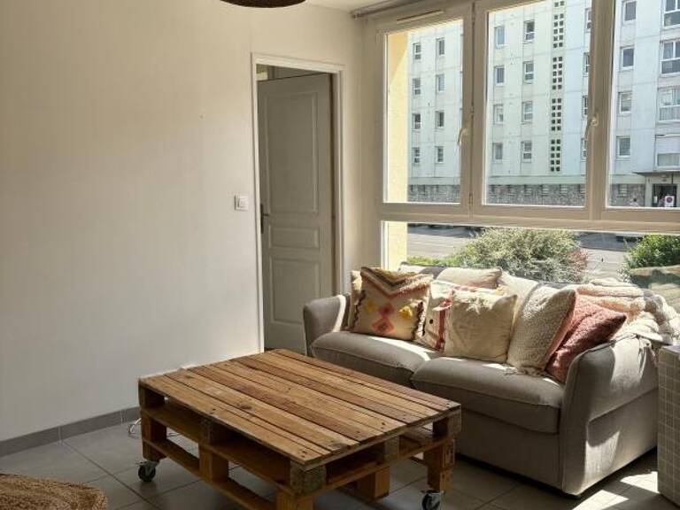 Appartement À Louer — photo 1