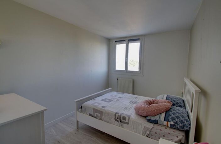 Saran — Appartement 3 pièces avec loggia et parking au calme — photo 2