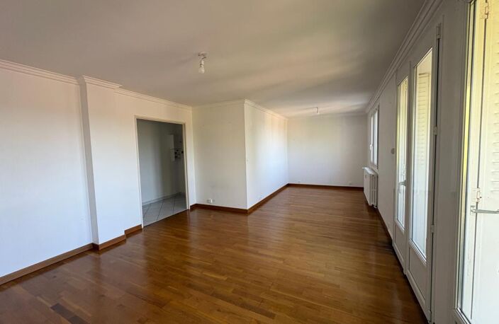 Appartement À Vendre — photo 2
