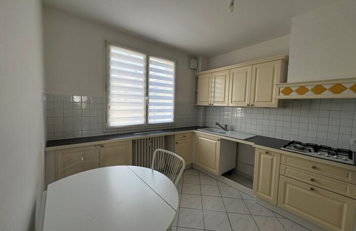 Appartement À Vendre — photo 3
