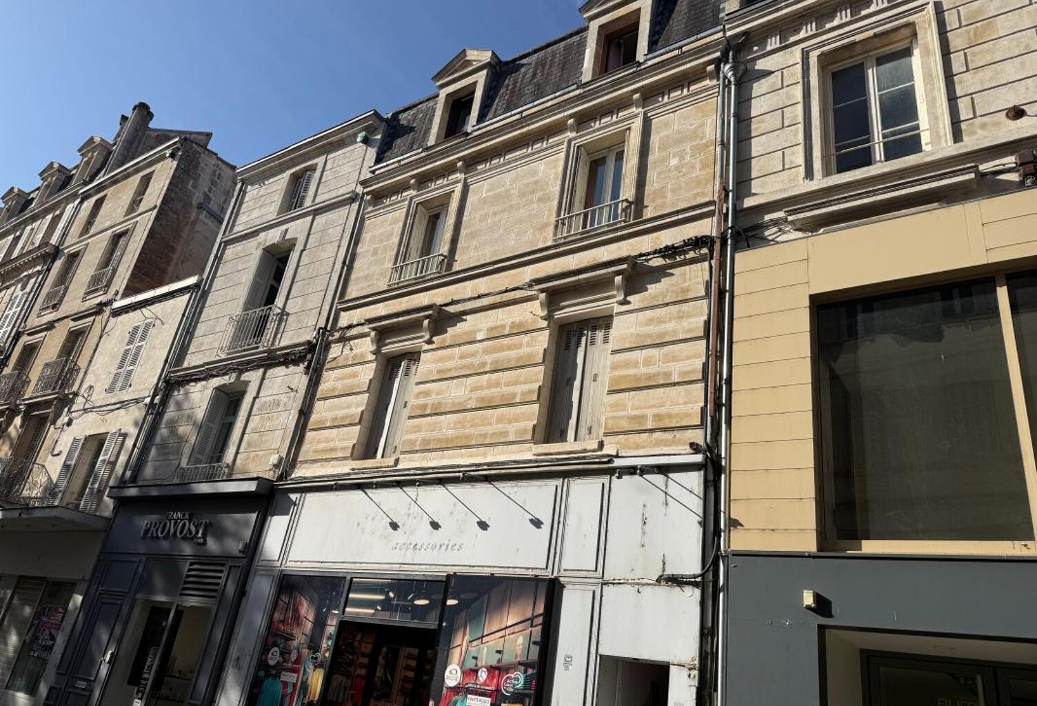 Appartement À Vendre NIORT — photo 1