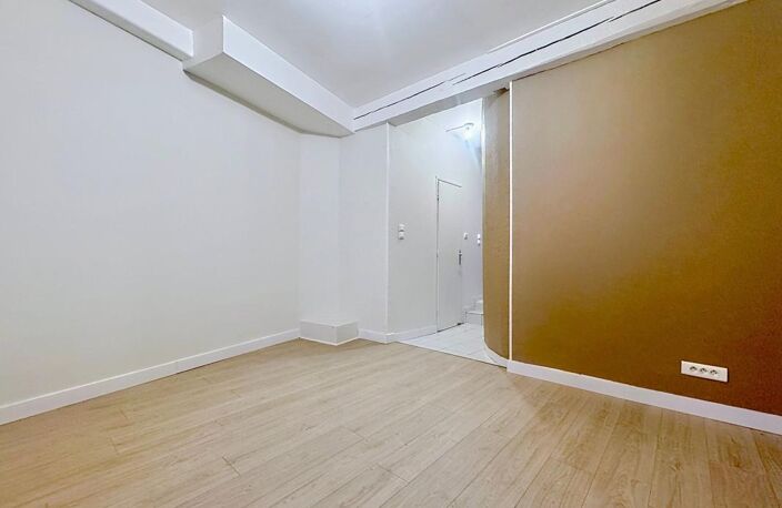 Rareté Jean Jaurès : T2 bis de charme 44 m² utiles aux briques toulousaines ! — photo 2