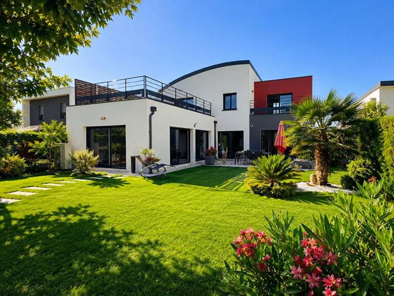 Maison contemporaine d'exception avec piscine couverte à Cholet — photo 1