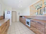 EXCLUSIVITÉ - MAISON DE PLAIN-PIED AVEC PISCINE ET GARAGE — photo 2