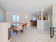 EXCLUSIVITÉ - MAISON DE PLAIN-PIED AVEC PISCINE ET GARAGE — photo 3