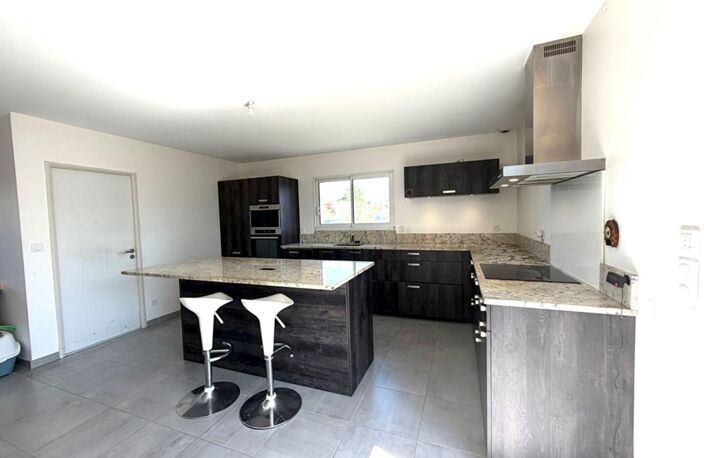 Maison  4 pièce(s) 100 m2 de 2021 — photo 3
