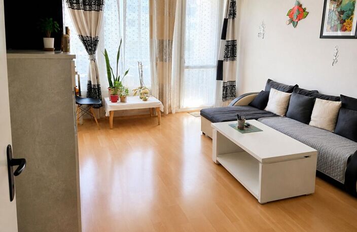 Appartement Villeneuve Saint Georges 3 pièces de 66 m2 + une cave en rez-de-chaussée — photo 4