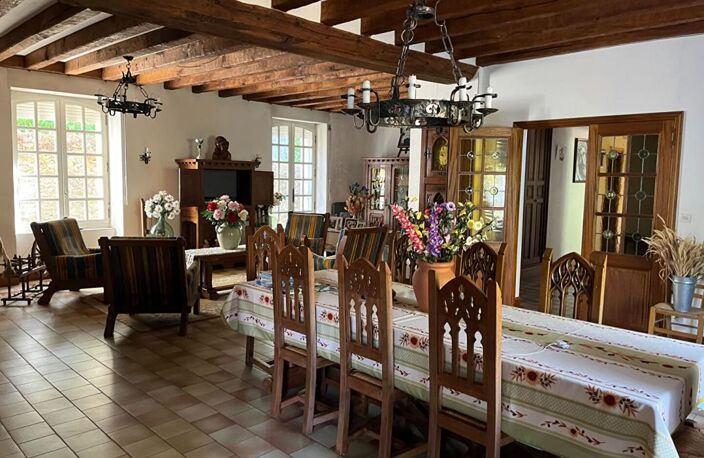 BELLE Maison Fresnay sur Sarthe 8 pièce(s) 328 m2 — photo 2