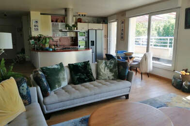 Appartement 5 pièces 476560 €