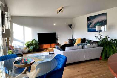 Appartement 5 pièces 476560 €