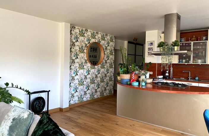 Appartement à  vendre  Reims 5 pièce(s) 124 m2  / 4 chambres  /1 box fermé et 1 stationnement en sous sol — photo 2