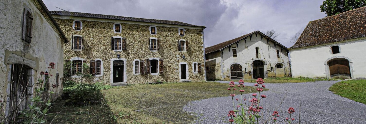 Maison 11 Pièces 490 m² à vendre à Bonnut (64300)