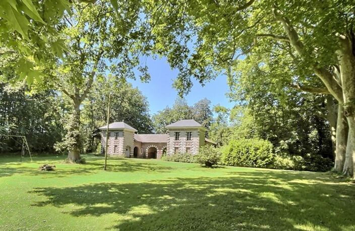 Château 25 pièce(s) 926 m2 — photo 2