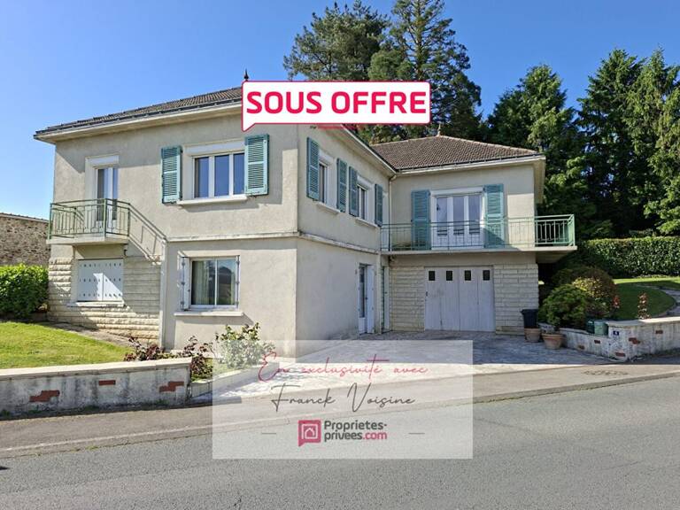 A VENDRE en exclusivité au Boupère, Maison de 190 m2 avec 4 chambres et 1 appartement sur un terrain de 1047 m2 env — photo 1