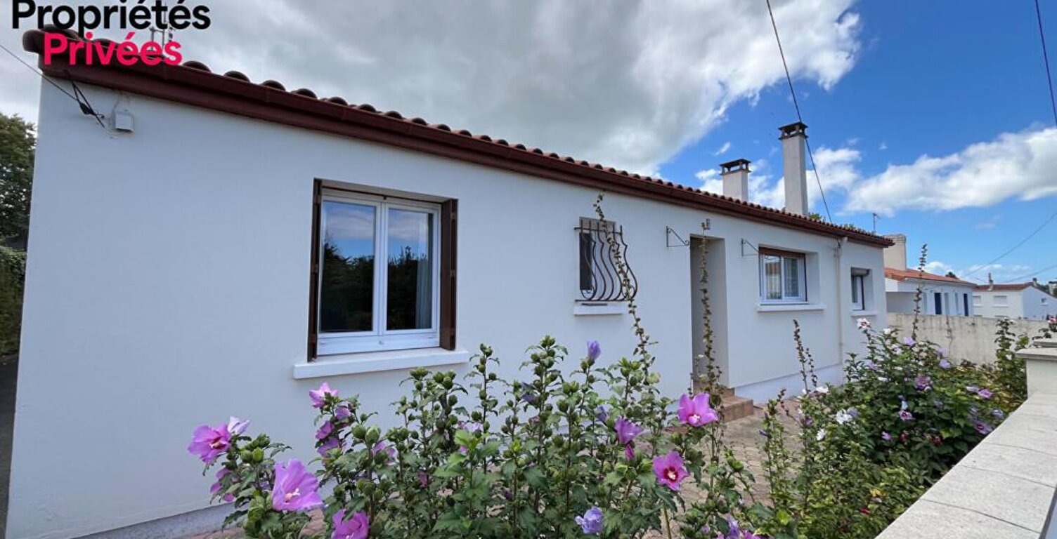 ROYAN - maison de plain-pied 126m2 - 3 chambres-  garage et jardin — photo 1