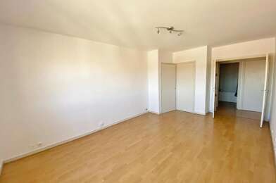 Appartement 3 pièces 780 €