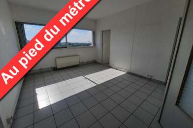 Appartement 3 pièces 717 €