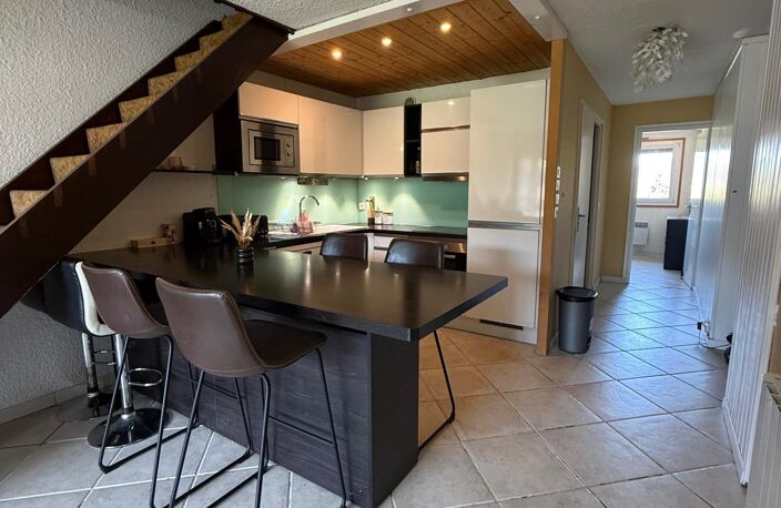 Triplex, environnement très calme, à 5 minutes de toutes les commodités — photo 3