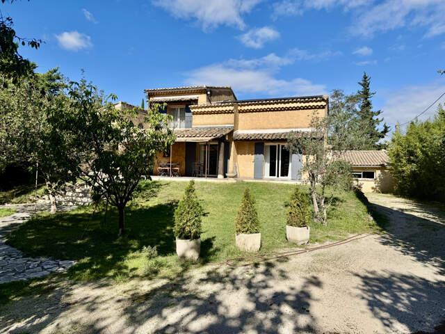 Villa contemporaine Orange centre — photo du bien