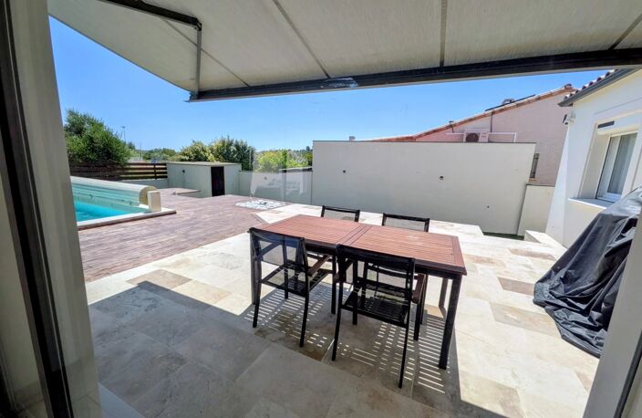 VILLA AVEC PISCINE À LA PALME. 3 CHAMBRES — photo 2