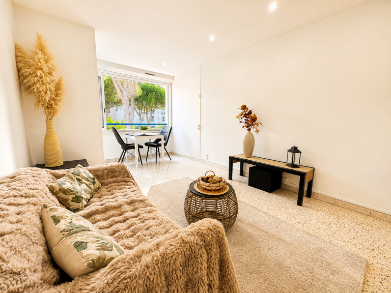 STUDIO 25.64 m2 habitable avec parking privé QUARTIER PONANT — photo 1
