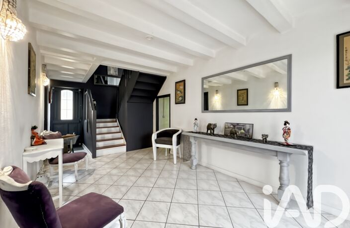 Vente Maison/villa 7 pièces — photo 3