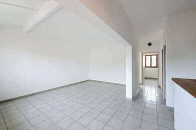 Appartement 3 pièces 750 €