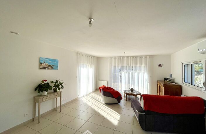 Maison - 70m² - Saint-Vincent-sur-Jard — photo 3