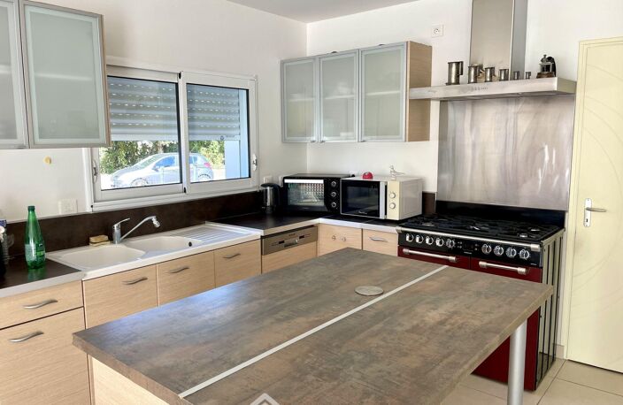 Maison - 70m² - Saint-Vincent-sur-Jard — photo 4