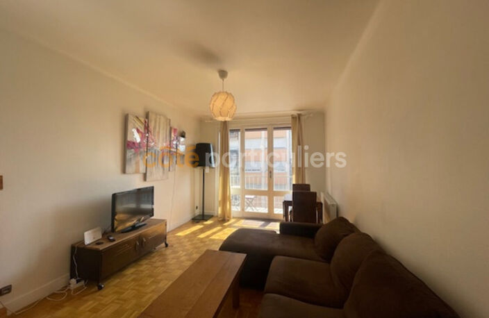 Appartement Tarbes 3 pièce(s) 59 m2 — photo 2