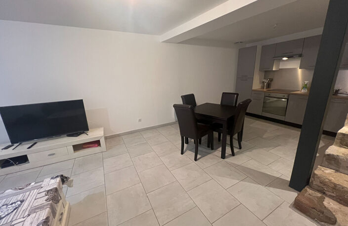 Maison de ville meublé - Cravant 2 pièces 55.81 m² — photo 3