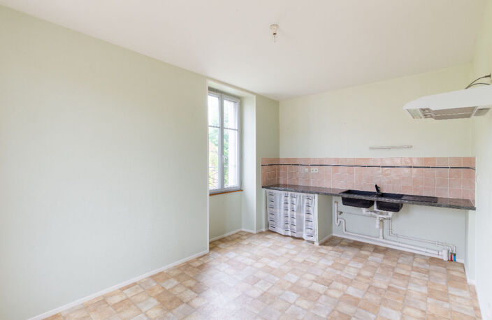 MALIGNY, proche CHABLIS appartement F3 dans joli petit immeuble — photo 3