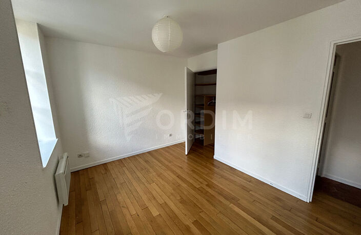 TONNERRE, CENTRE VILLE, appartement F3 refait à neuf — photo 3