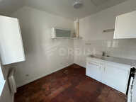 TONNERRE, CENTRE VILLE, appartement F3 refait à neuf — photo 4