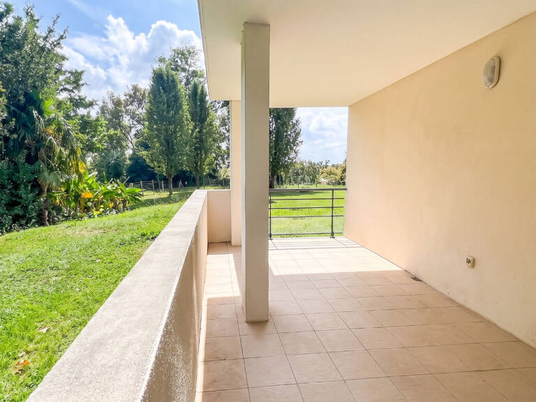 Bayonne -  Appartement récent avec terrasse et parking en sous-sol dans un cadre calme et arboré — photo 1