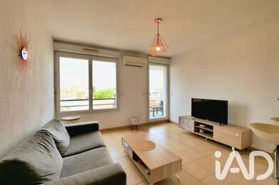 Appartement 2 pièces 821 €