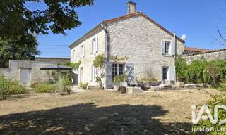 Maison 8 Pièces 300 m² à vendre à Courbillac (16200)