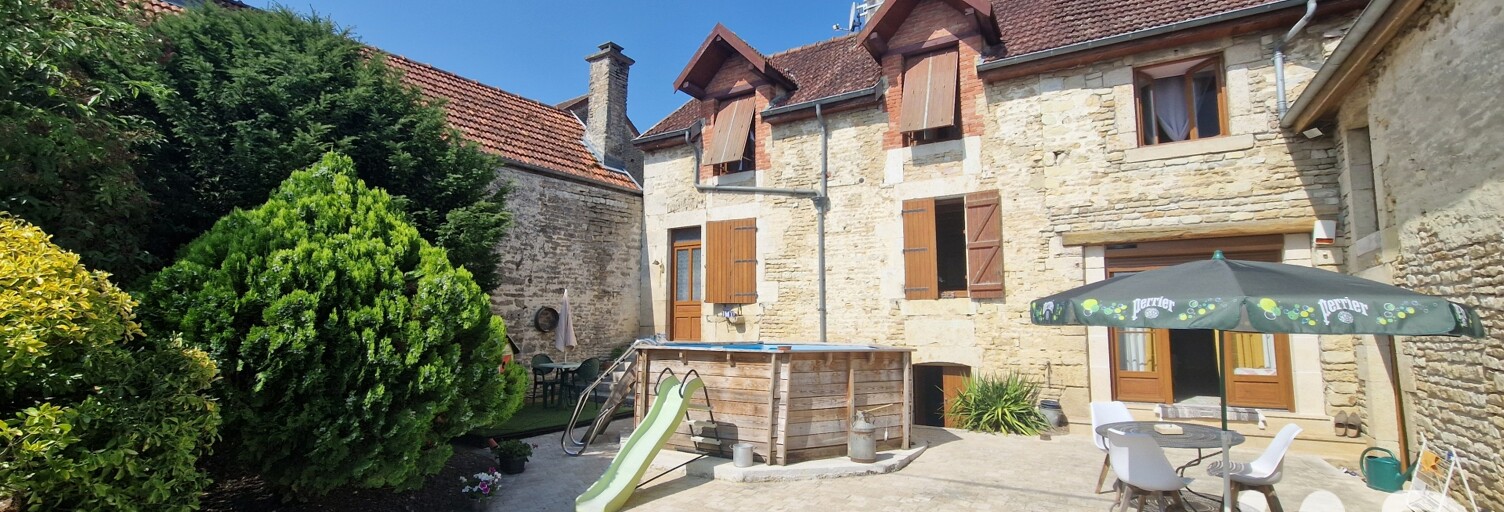 Maison 6 Pièces 198 m² à vendre à Bouix (21330)