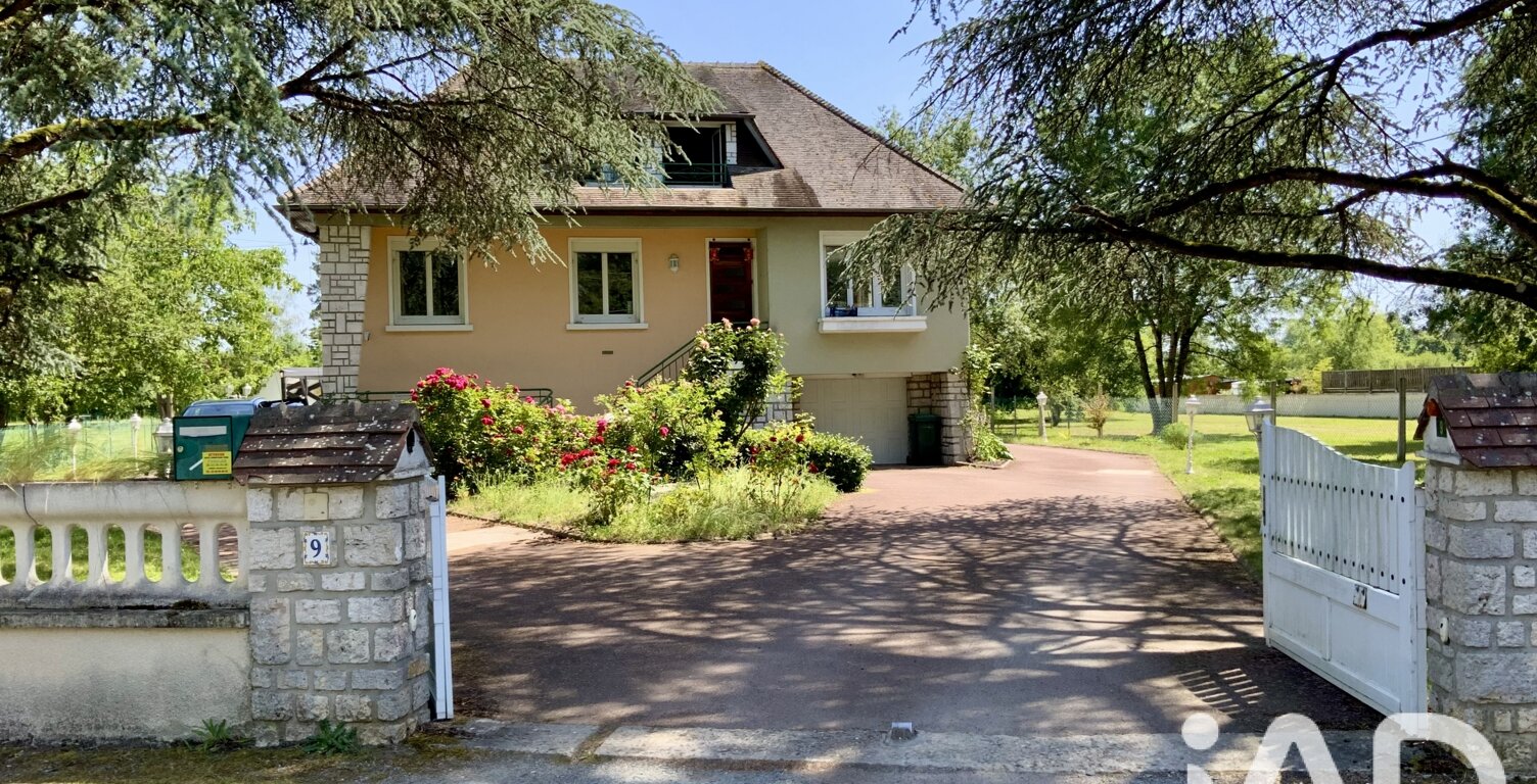 Vente Maison/villa 8 pièces — photo 1